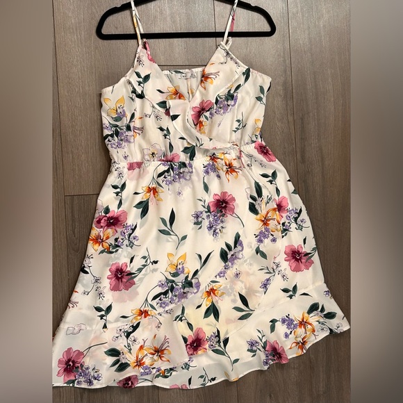 Floral Dex Mini Dress Excellent condition size Large - Picture 5 of 8